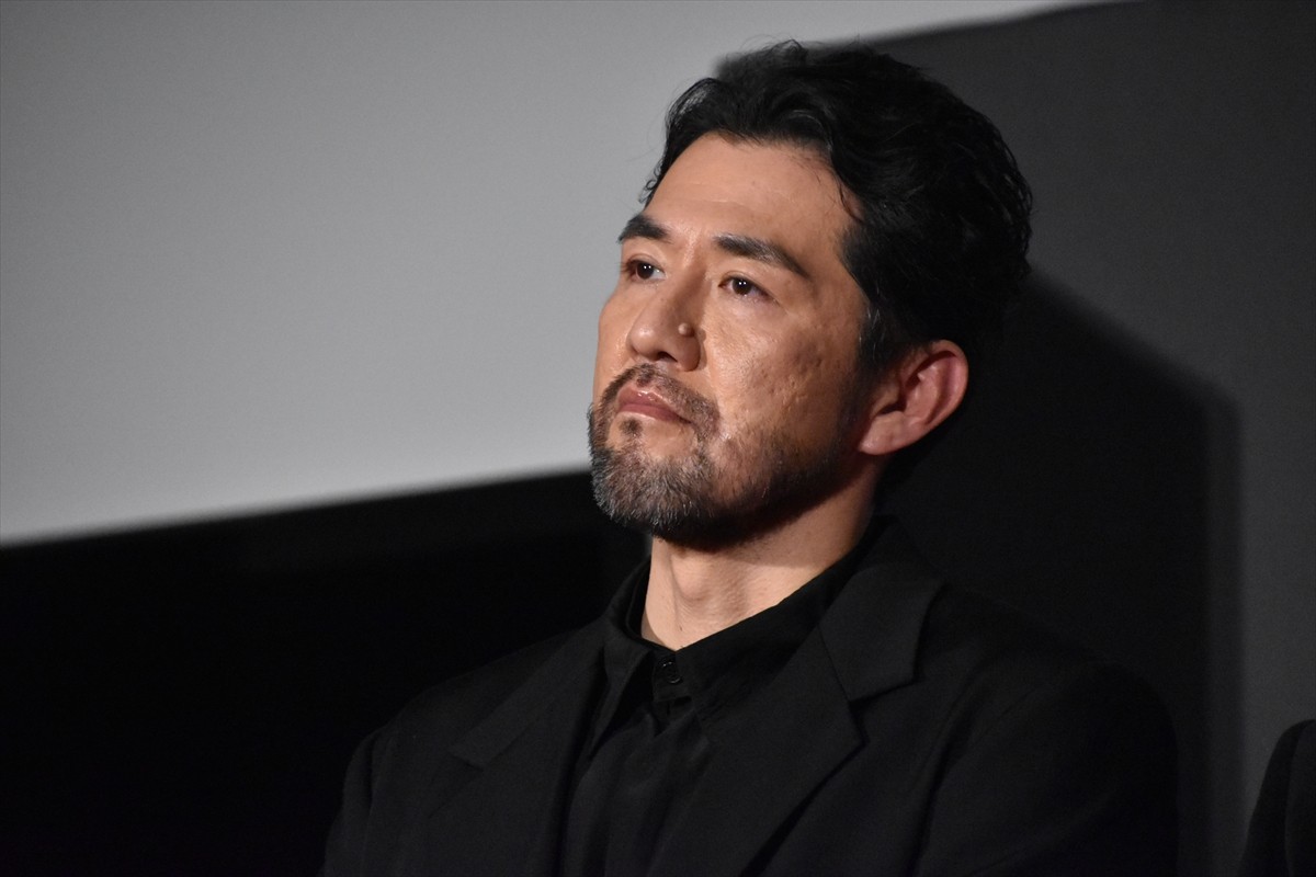 柳楽優弥、「『ガンニバル2』を世界にぶちかましたい！」サプライズバースデーで意気込み
