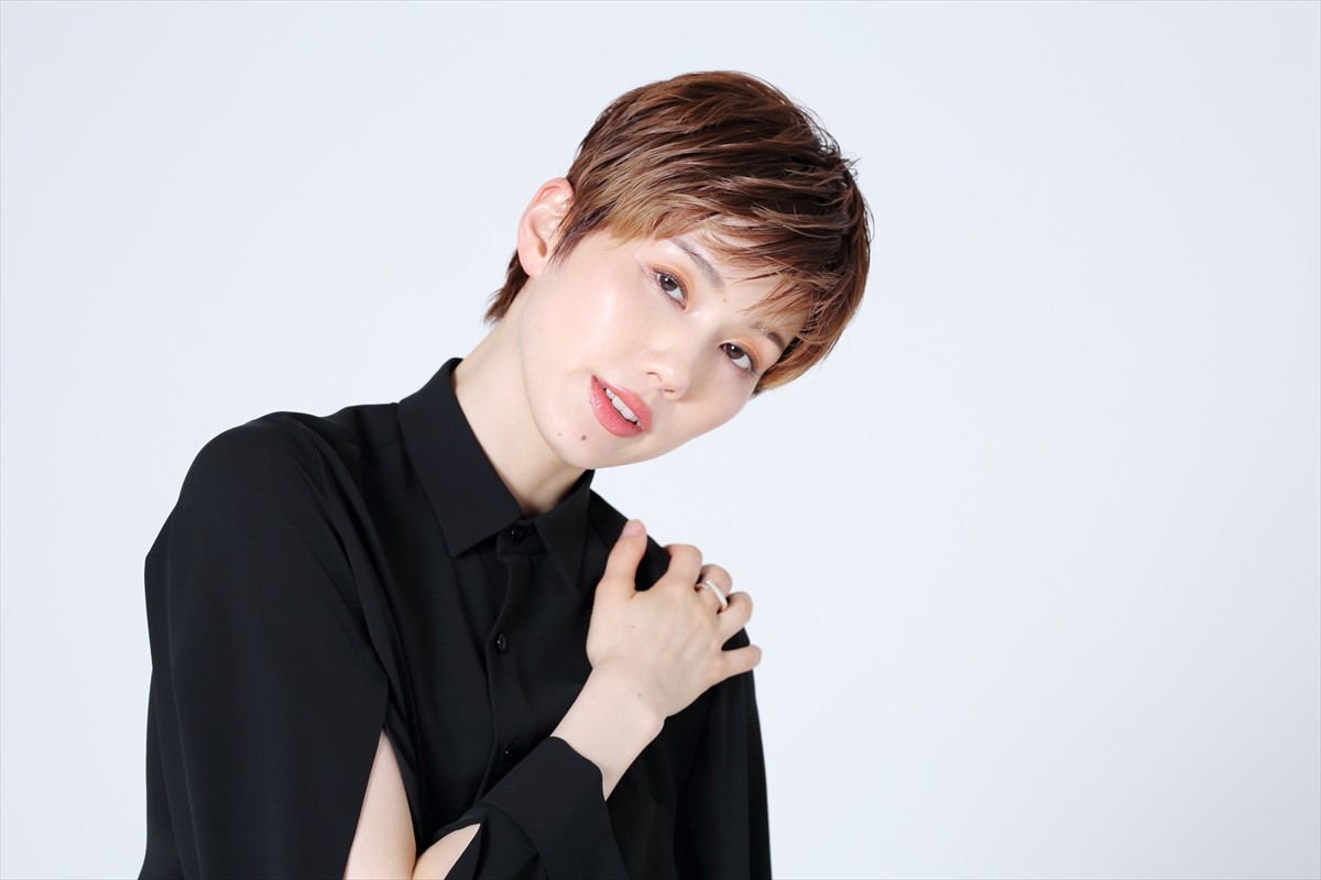 元宝塚雪組トップ・彩風咲奈「柔らかくなったと言われる」　退団から5ヵ月で生まれた変化