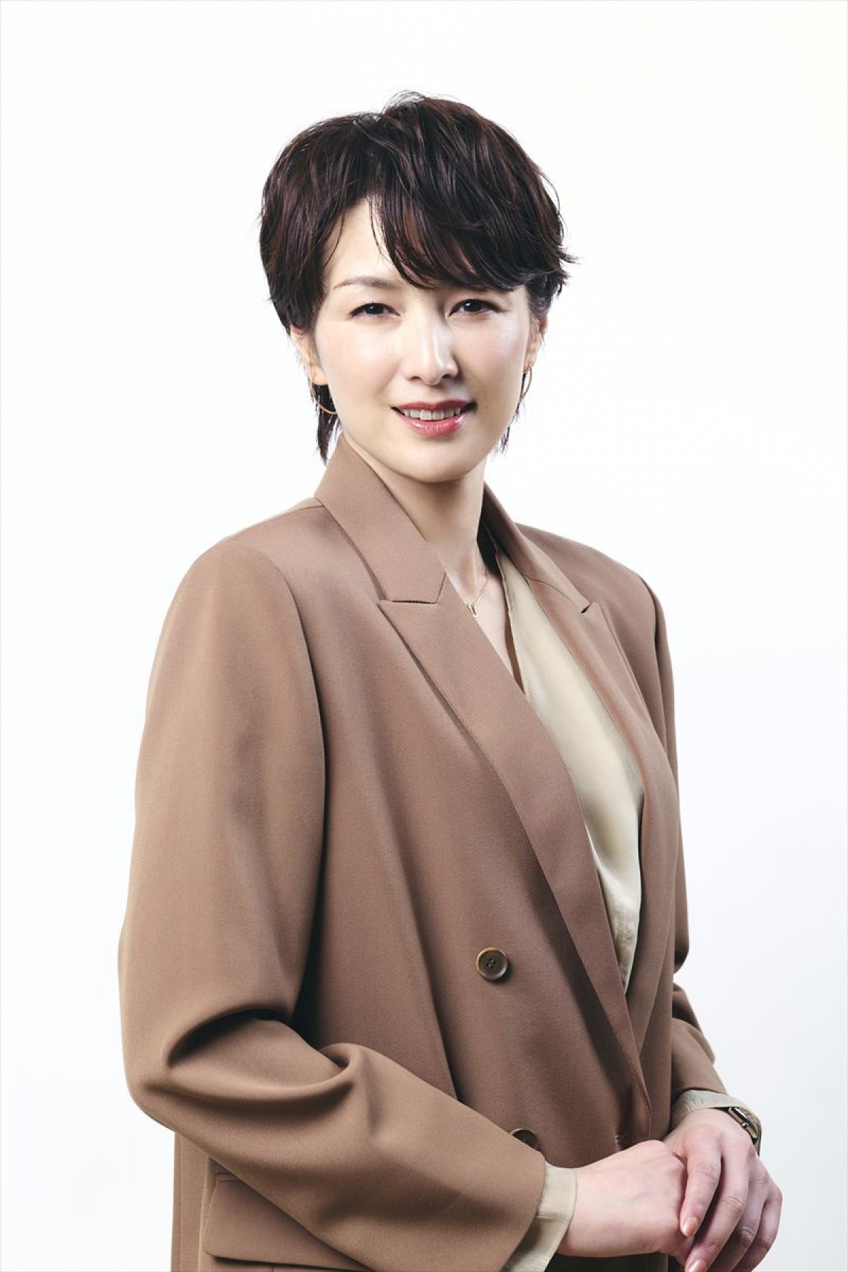 吉瀬美智子＆千葉雄大、『ダメマネ！』出演決定！　豪華キャスト集合の賑やかポスターも解禁