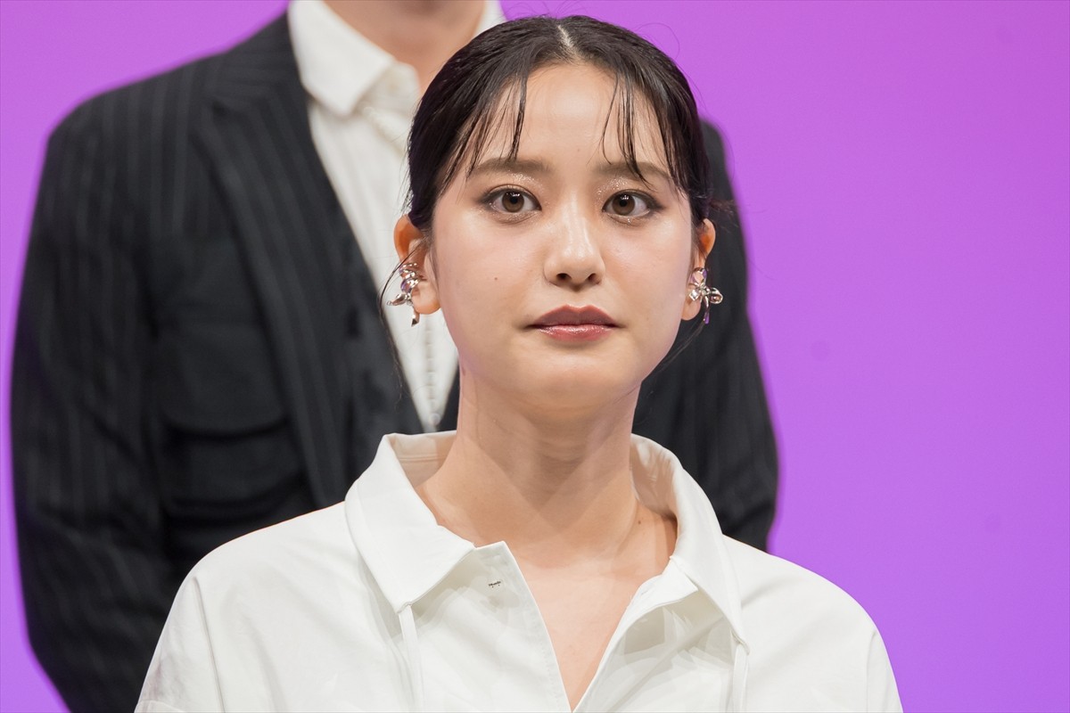 山崎紘菜「“山崎さんって気付かなかった”というのが一番の褒め言葉」　俳優業の理想を語る