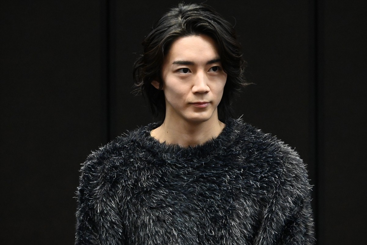 松下由樹、山口紗弥加と激しい取っ組み合いのシーン撮影！　野村康太も啞然
