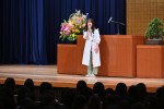 ドラマ『天久鷹央の推理カルテ』主演・橋本環奈が昭和医科大学の入学式にサプライズ登場