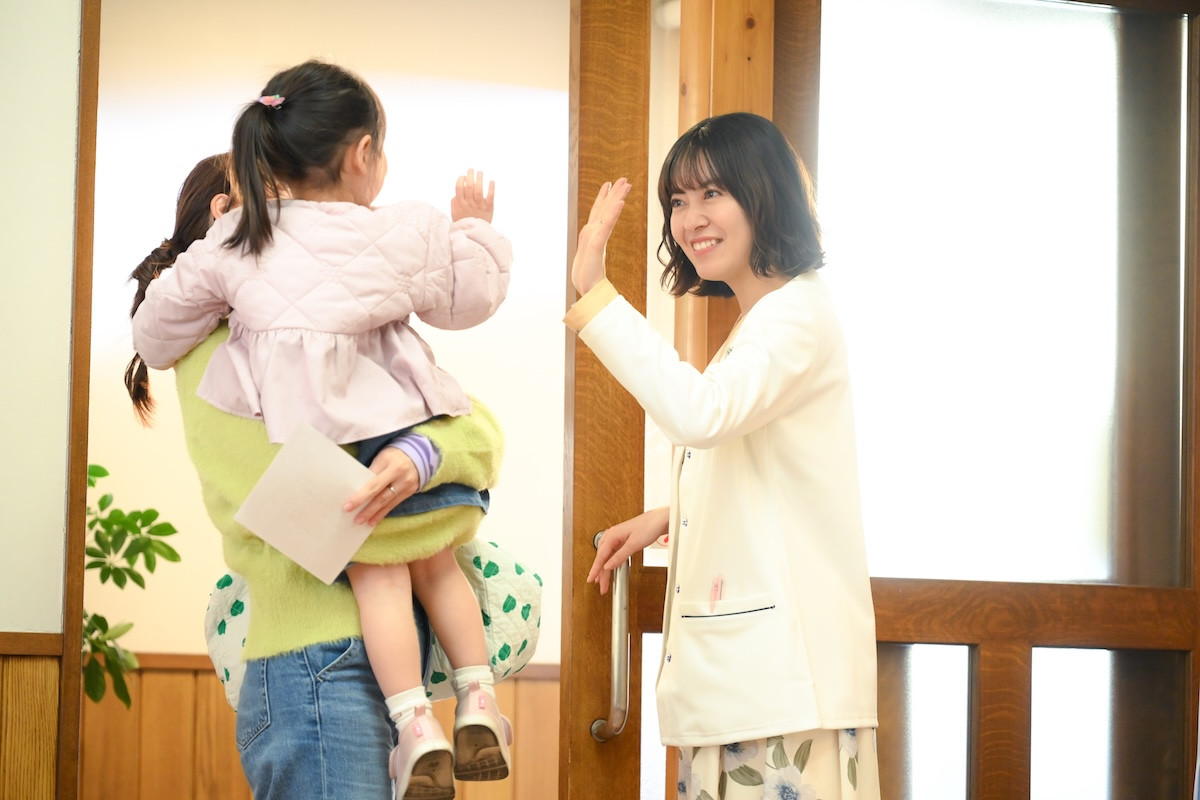 『対岸の家事』“詩穂”多部未華子＆“虎朗”一ノ瀬ワタル、仲直りから一転　不気味な人影に騒然「怖すぎて鳥肌」