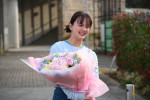 ドラマ『対岸の家事～これが、私の生きる道！～』のクランクアップを迎えた多部未華子