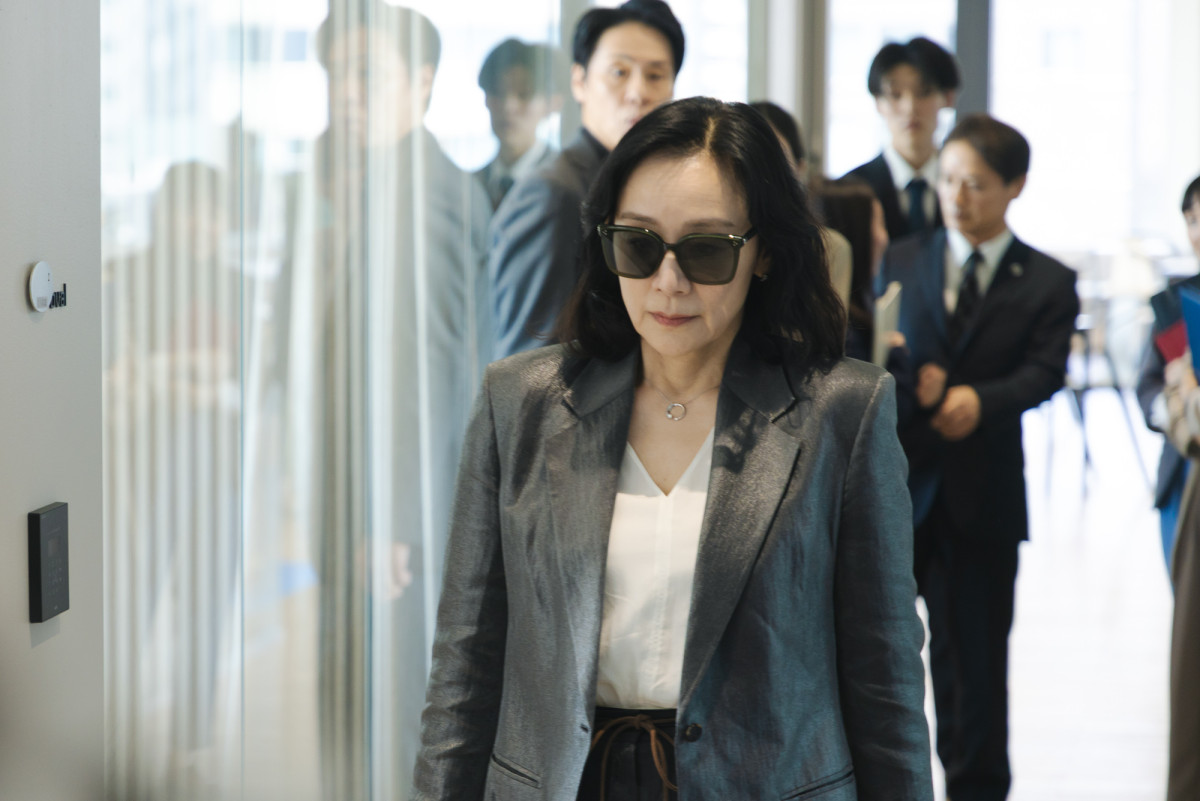 『魔物』第6話　あやめ、凍也からの愛情を感じながらも恐れている自分に気づく