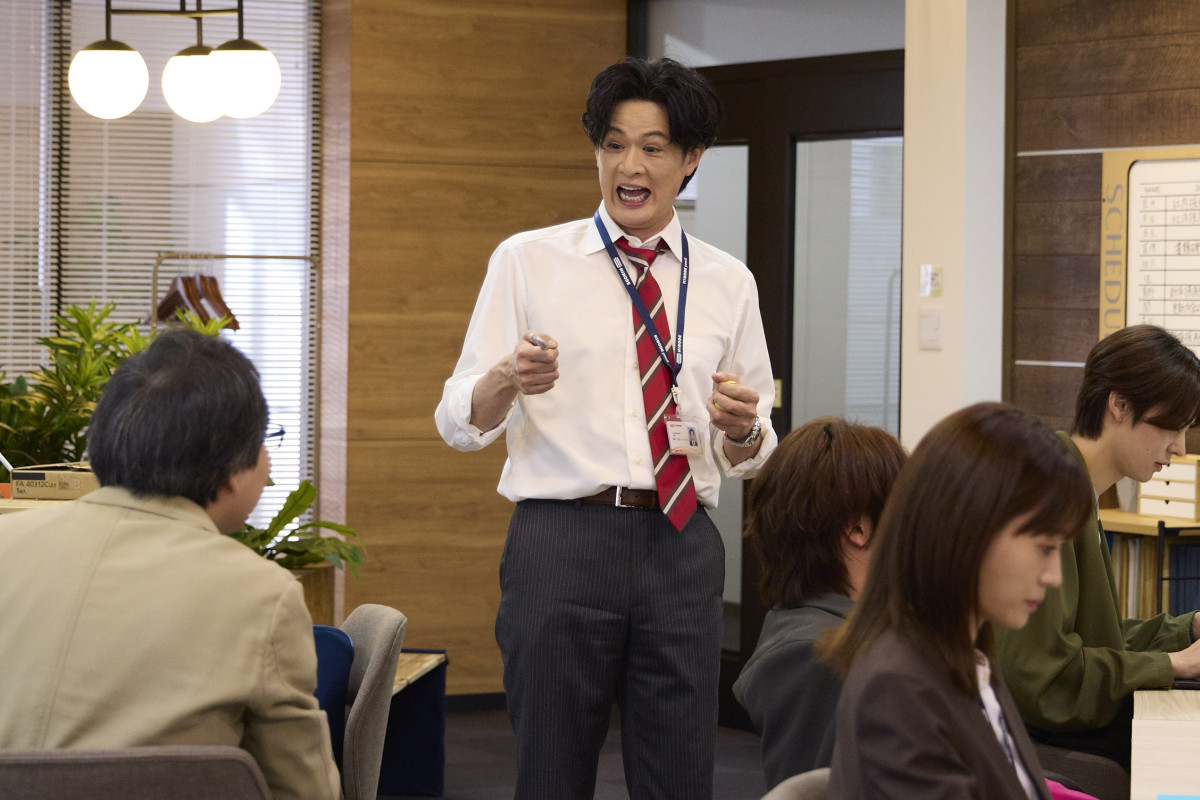 『人事の人見』第6話　“人見”松田元太らが働く日の出鉛筆で新卒採用試験が行われる