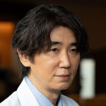 ドラマ『DOCTOR PRICE』に出演するユースケ・サンタマリア