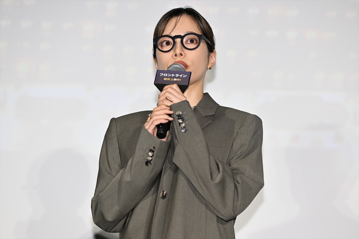 小栗旬、映画『フロントライン』初日に喜び「勇気をもらえる映画」　DMATへエールも
