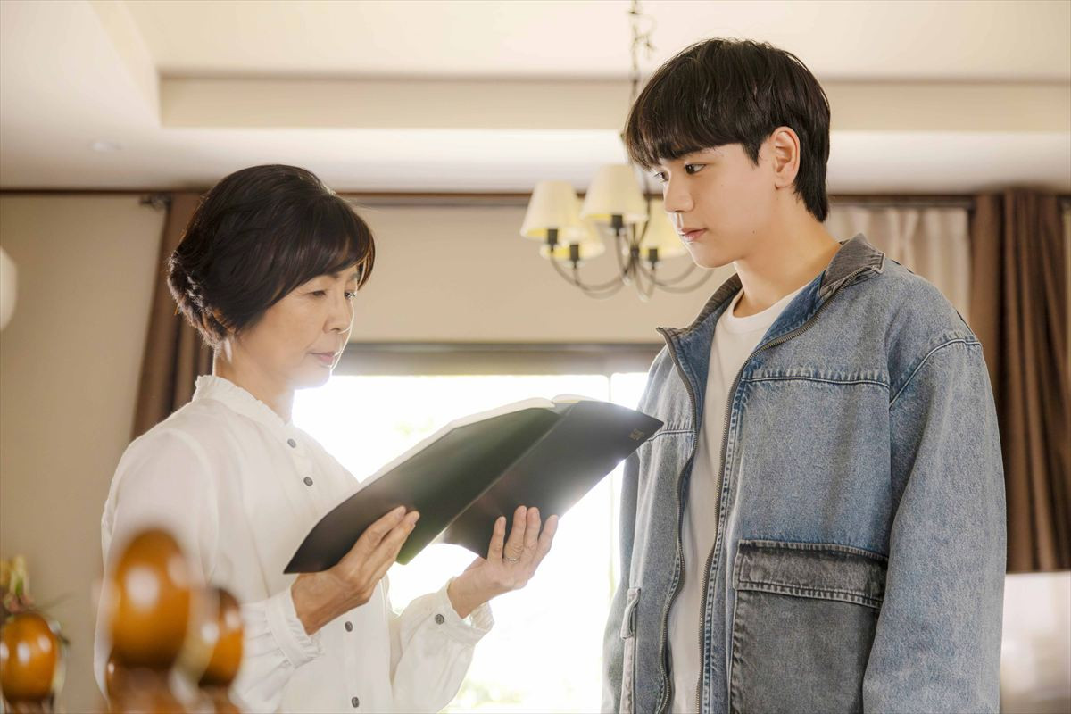 JO1豆原一成×市毛良枝W主演『富士山と、コーヒーと、しあわせの数式』酒井美紀・八木莉可子ら新キャスト発表