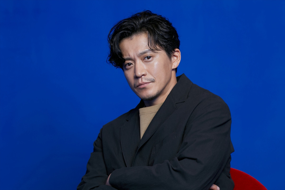 小栗旬、「彼らのモチベーションと志をちゃんと間違えずに伝えたい」　コロナ集団感染下の奮闘描く主演作に真摯な思い