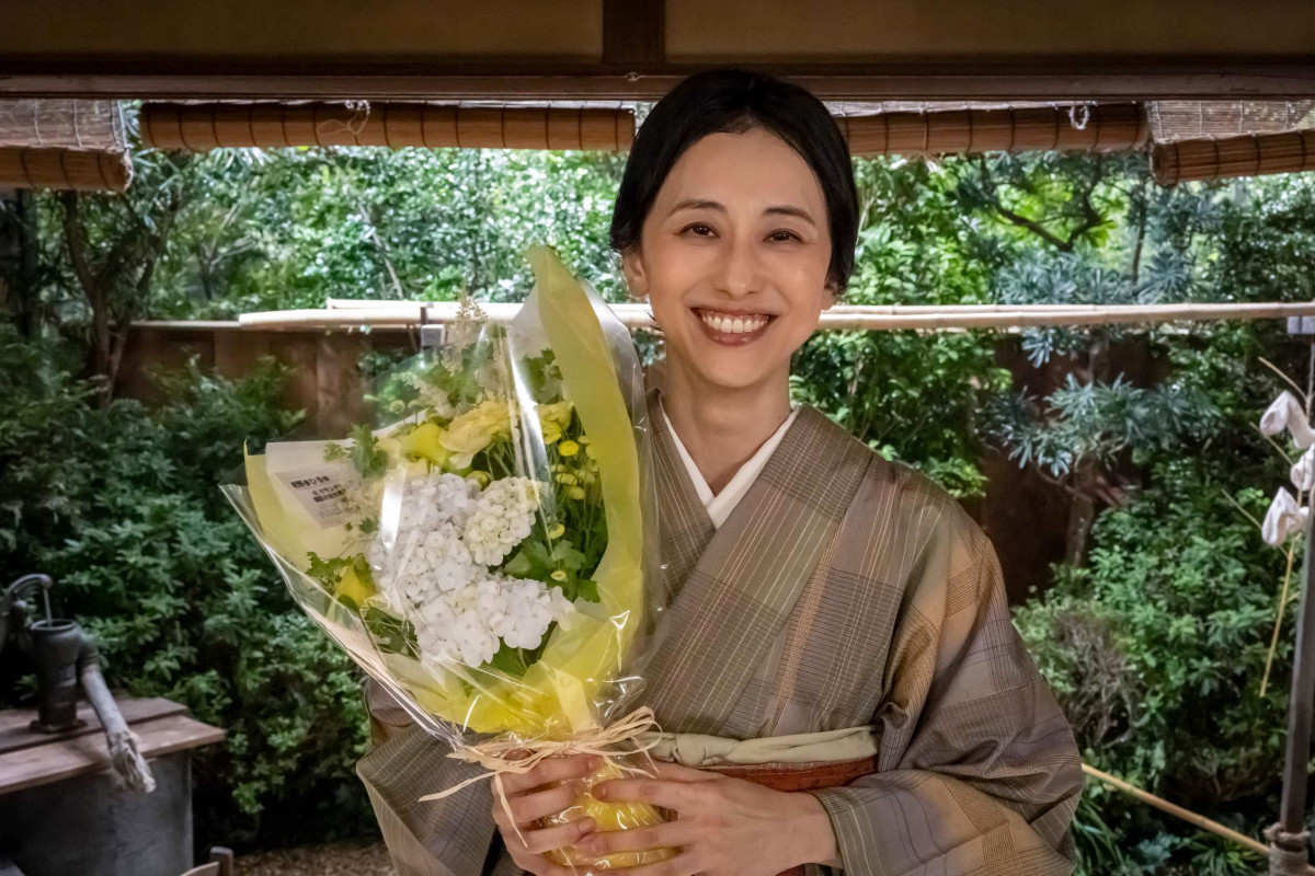 『波うららかに、めおと日和』、乃木坂46・小川彩、森カンナ、咲妃みゆらなつ美ファミリーがクランクアップ！