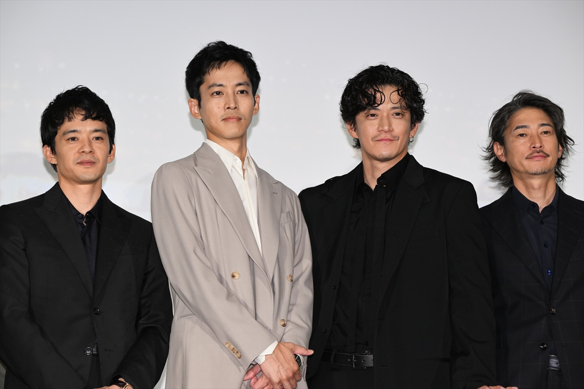 小栗旬、映画『フロントライン』初日に喜び「勇気をもらえる映画」　DMATへエールも