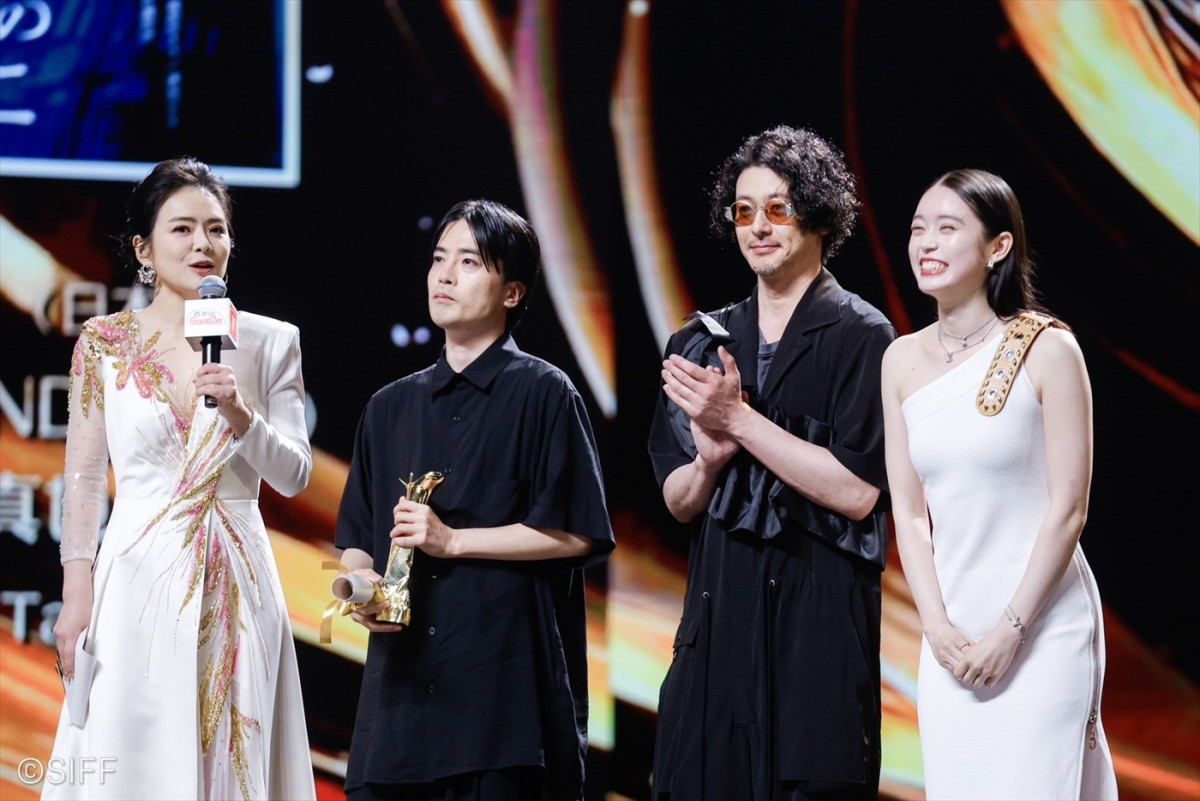 高石あかり「自分の俳優人生にとってすごく大切な作品」　映画『夏の砂の上』が上海国際映画祭・審査員特別賞受賞！
