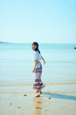 上坂樹里1st写真集『日日是好日』より