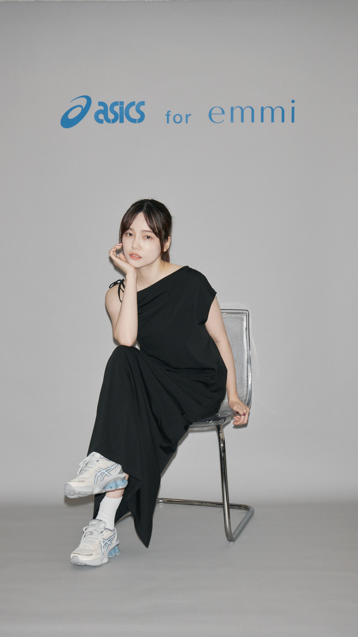 「SNEAKER MARKET by emmi」