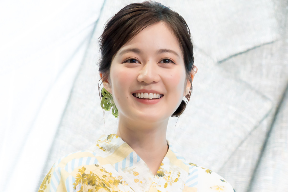 福原遥、生ウインク披露で照れ笑い　生田絵梨花がメロメロ