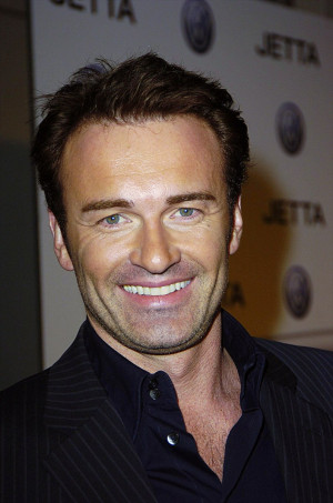 ジュリアン・マクマホン