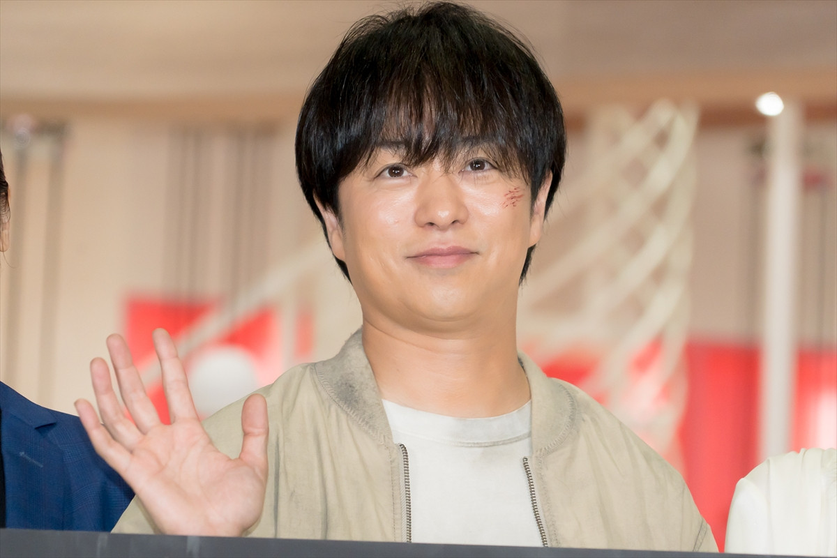 櫻井翔、ドラマ『放送局占拠』制作発表会見に登場