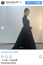 土屋太鳳、舞台のオフショットからドレス姿を披露　※「土屋太鳳」インスタグラム