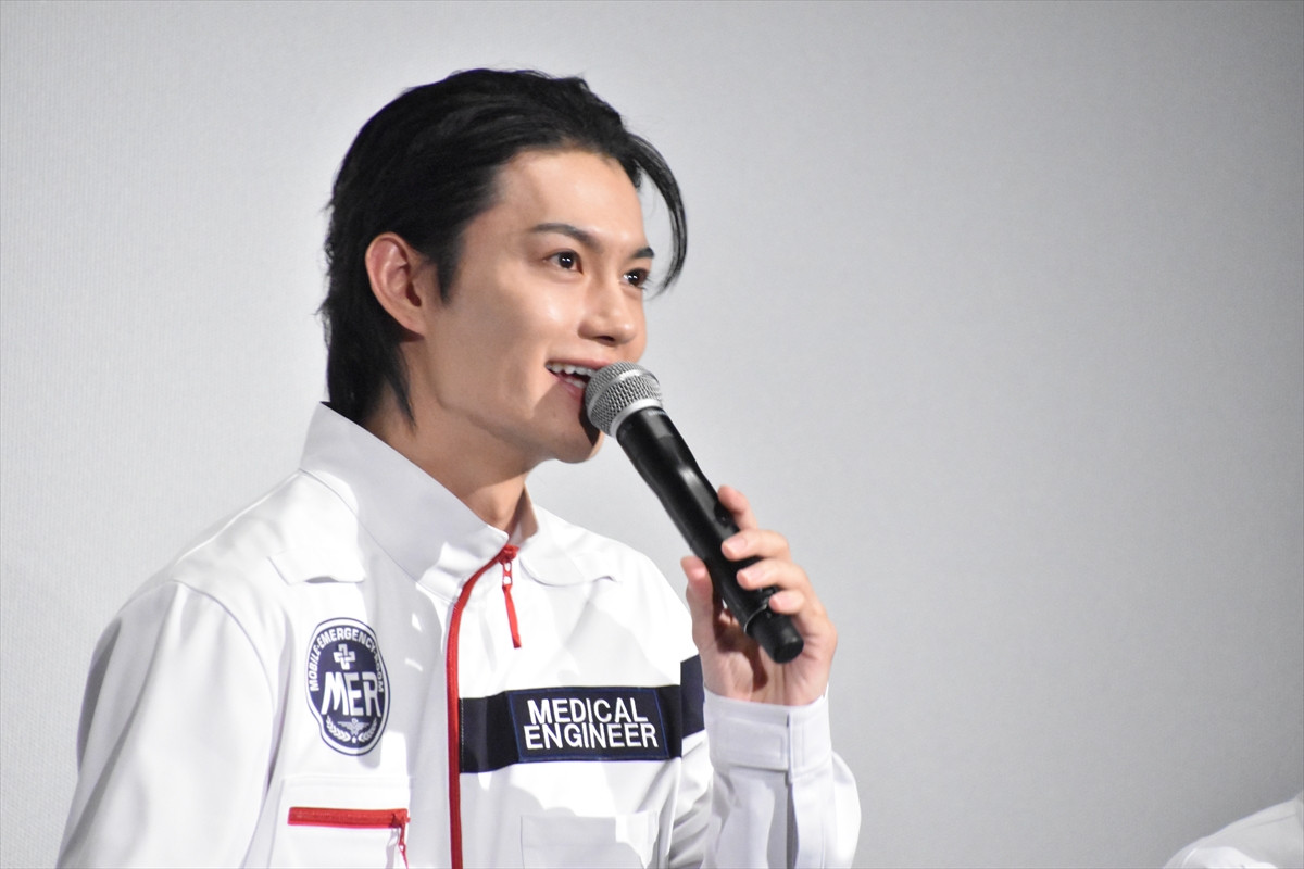 鈴木亮平「僕たちは誰でもヒーローになれる」　劇場版『TOKYO MER』最新作に込めた思い