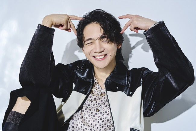 写真）『チェンソーマン』戸谷菊之介＆楠木ともり デンジとマキマの
