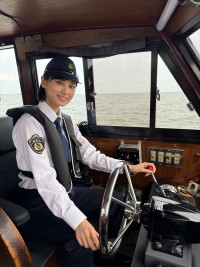 ドラマ『新東京水上警察』に出演する山下美月