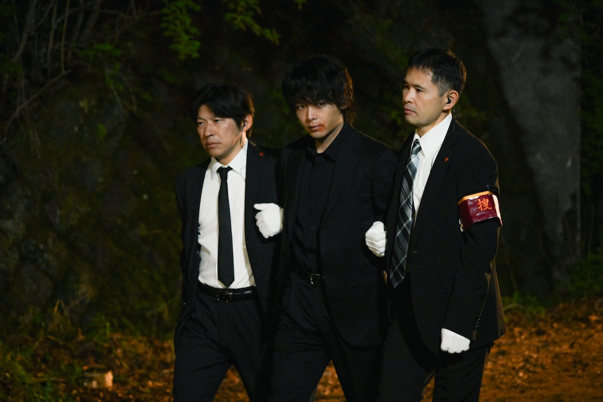 『DOPE』“才木”高橋海人、“陣内”中村倫也のまさかの行動にあ然　ネットも動揺「展開エグい」「完全に闇堕ち」（ネタバレあり）
