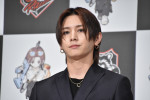 ⼭⽥涼介“LEO”、「Crazy Raccoon」加⼊発表記者会⾒に登場