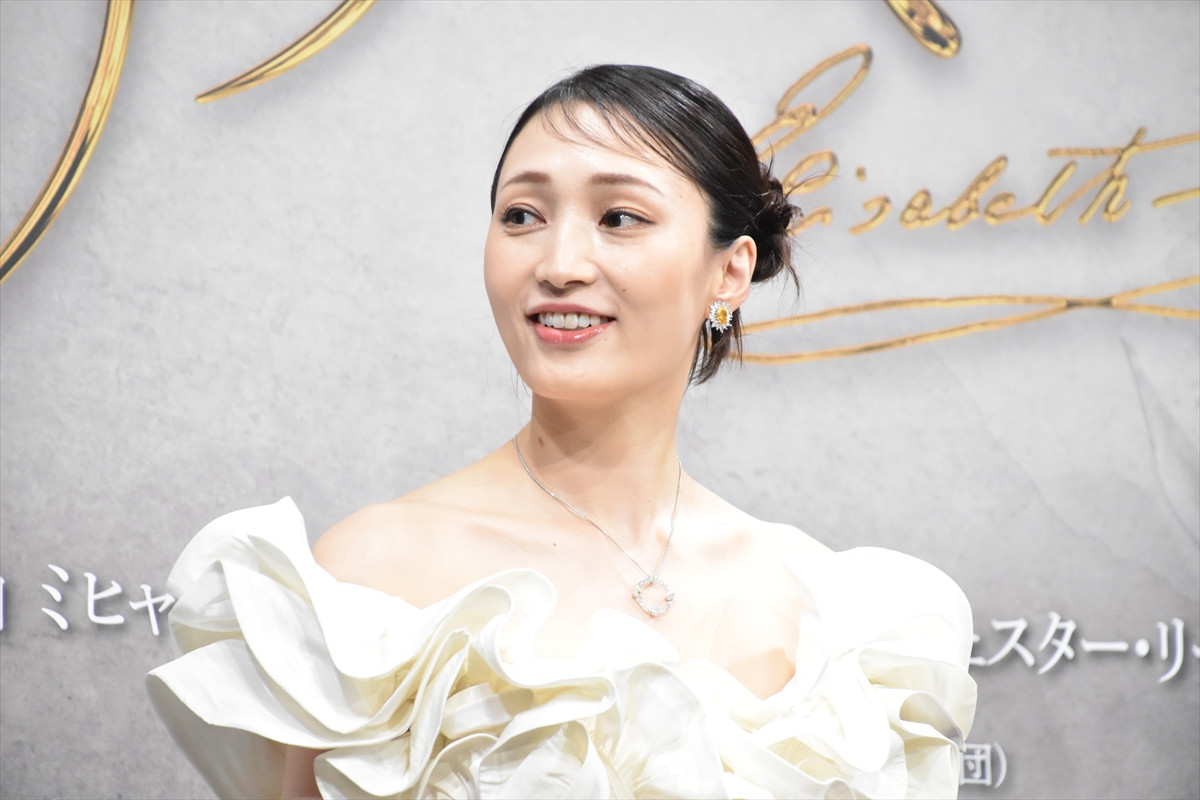 井上芳雄、25年前『エリザベート』初演時に犯した“ミス”に山崎育三郎らが爆笑