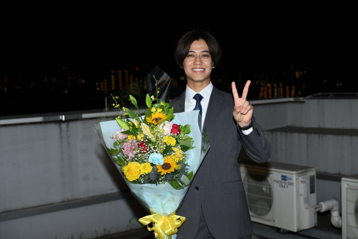 今夜最終回『DOPE　麻薬取締部特捜課』撮了！　高橋海人「毎日来るのが楽しかった」　中村倫也「思う存分好き放題やれた」