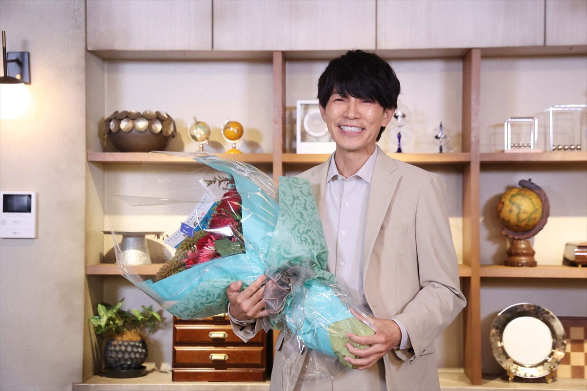 ドラマ『最後の鑑定人』クランクアップを迎えた藤木直人
