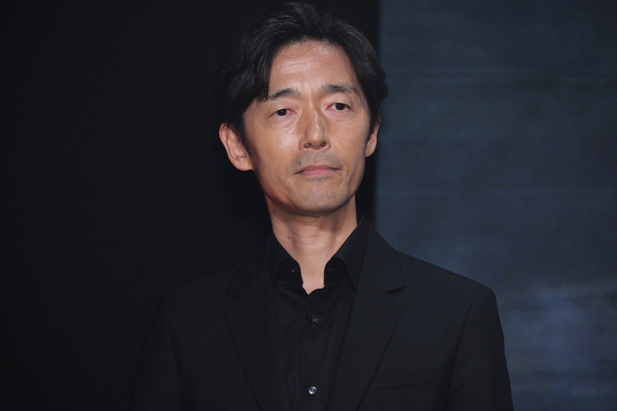 磯村勇斗、『今際の国のアリス』で共演の毎熊克哉と相思相愛「ずっとバディ」「もう離れられない」