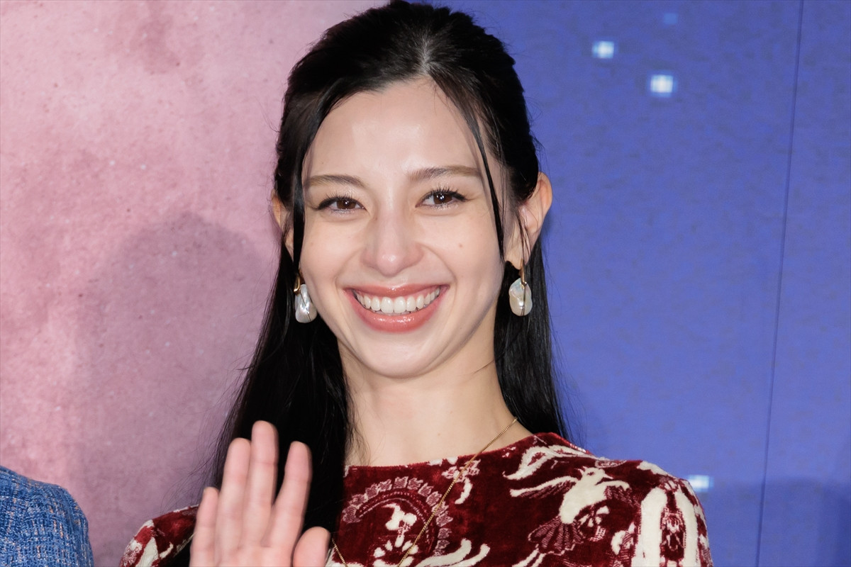 當真あみ「口角が上がっちゃって、ニヤニヤしちゃいます」　中条あやみの告白に歓喜
