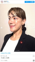 金原早苗、今度は小野田紀美大臣のものまね! ※「金原早苗」インスタグラム