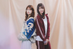 （左から）乃木坂46・岩本蓮加、冨里奈央