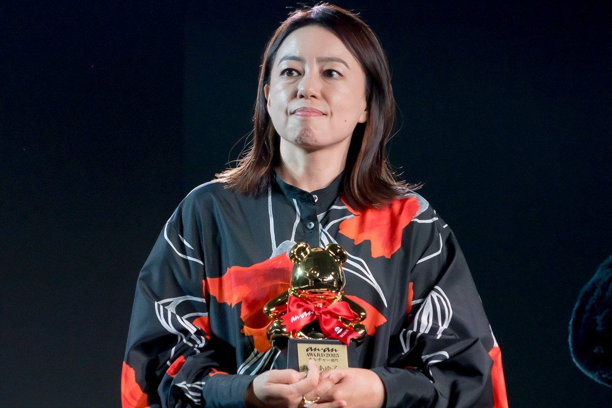 宝塚歌劇団、「anan AWARD 2025」受賞　月組トップ・鳳月杏が喜び「まさかこのような場所に」