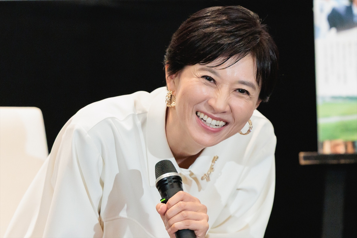 15年ぶり映画出演の菊川怜、日本酒片手にトークショー「ちょっと酔ってます」「何を言ってるのかだんだん分からなくなってきました」