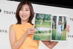 かとうれいこ、写真集『AROUND』発売記念会見に登場