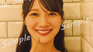 日向坂46・河田陽菜2nd写真集『テイクオフ』封入特典ポストカード絵柄