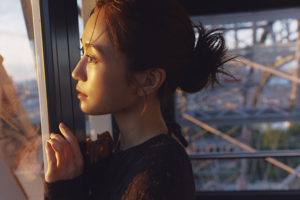 前田敦子、14年ぶりとなる“最後の写真集”発売決定&先行カット5点解禁! “大人の恋”をテーマに過去最大露出にも挑戦