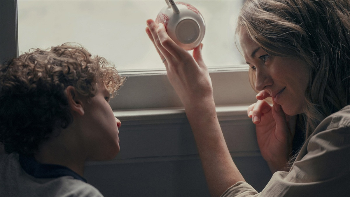 「青い線を超えると死ぬ。」ジェームズ・ワン製作総指揮のホラー・スリラー『ティーカップ』日本初上陸＆予告解禁