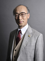 日曜劇場『リブート』に出演する酒向芳