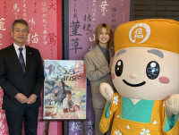 ミュージカル『ISSA in Paris』で小林一茶を演じる岡宮来夢が一茶ゆかりの地・長野県を訪問