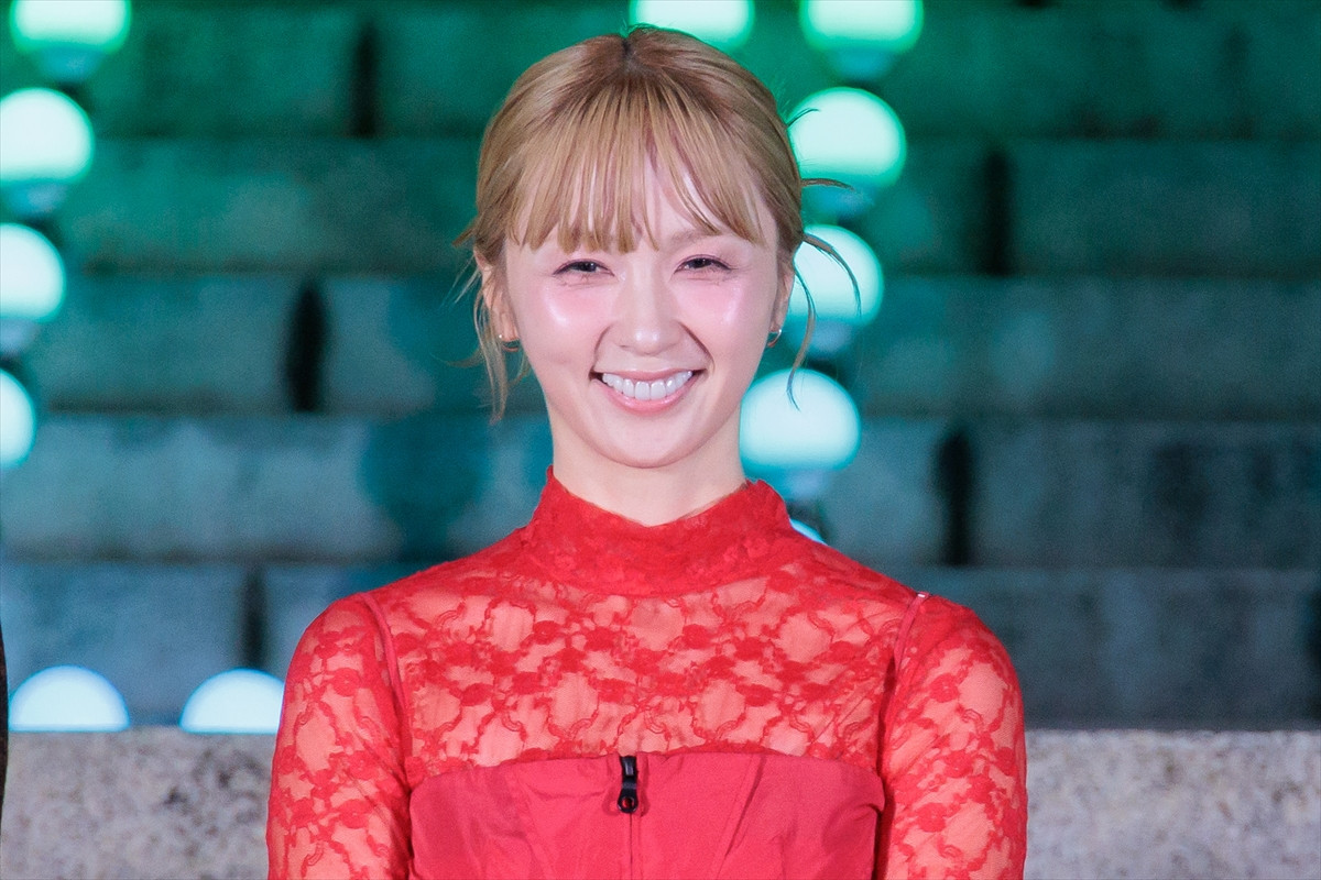 上戸彩、山田涼介らが増上寺に登場　イベント演出に心配「炎上しないですか」