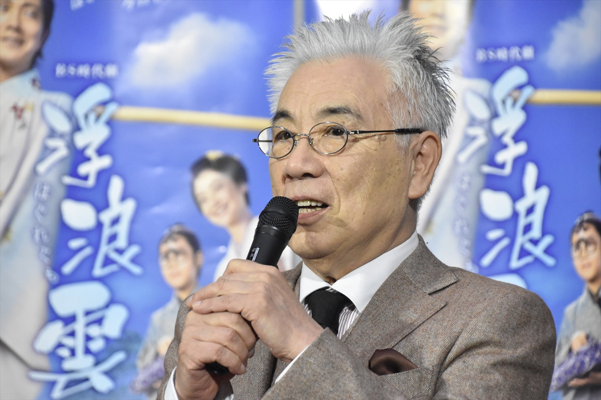 佐々木蔵之介、倉科カナと夫婦役でガッツポーズ　一緒に布団に入るシーンで「NHKで可能な限りのことを…」