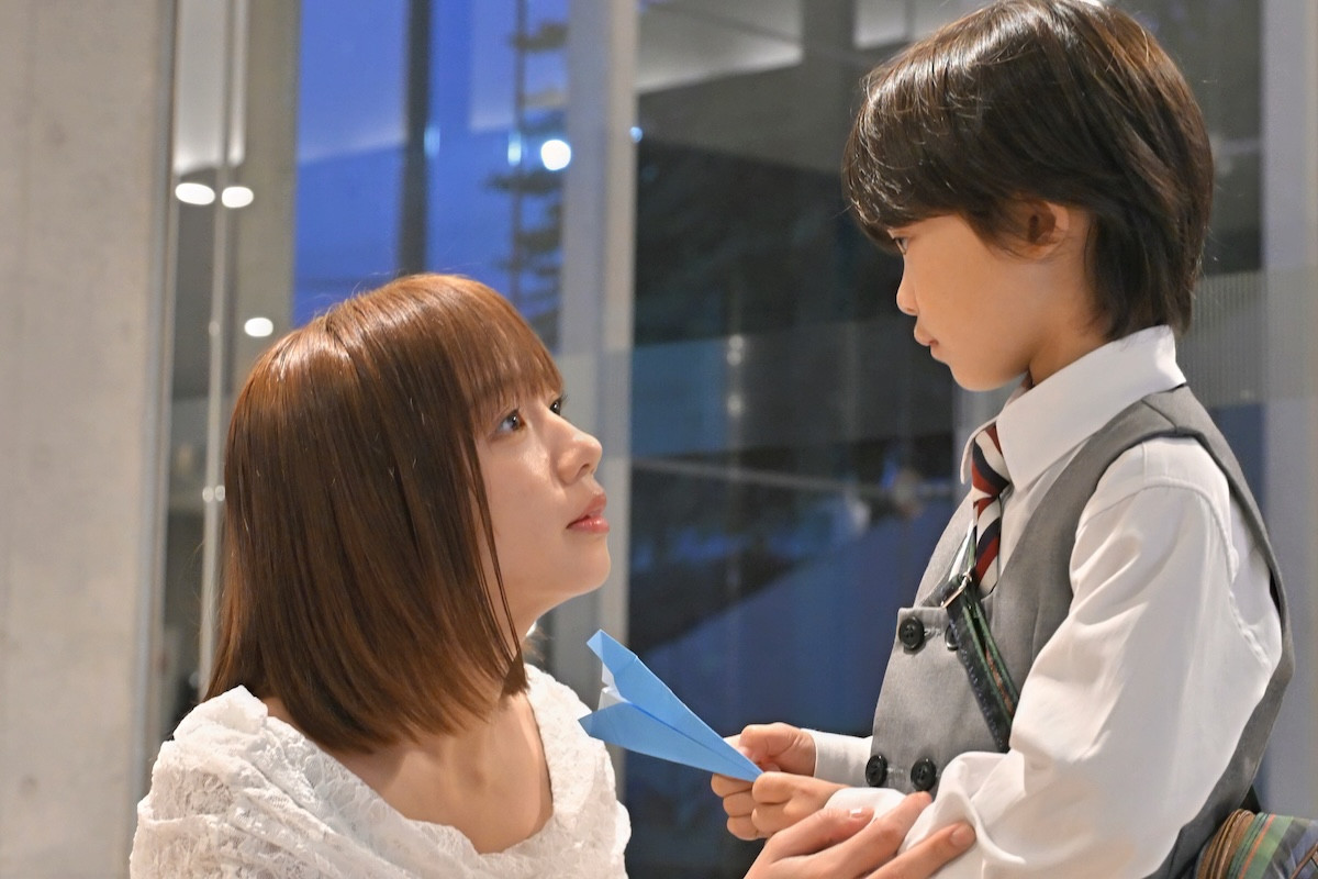 『娘の命を奪ったヤツを殺すのは罪ですか？』“レイコ”齊藤京子、“沙織”新川優愛のキスに衝撃　ネットあ然「地獄展開」（ネタバレあり）