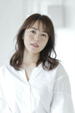 ドラマ 『身代金は誘拐です』に出演する磯山さやか