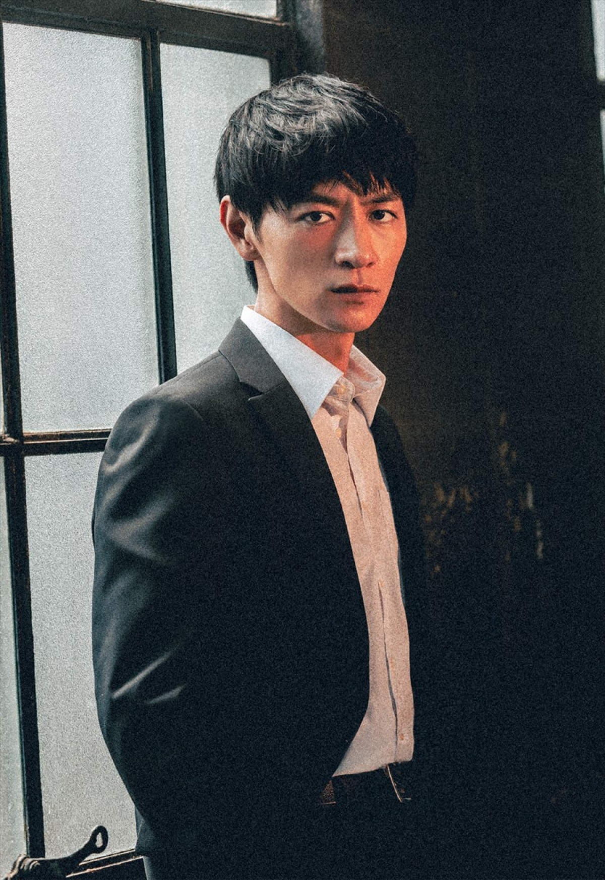 主演・西畑大吾×監督・品川ヒロシ 裏社会をリアルに描いたコミックス『マトリと狂犬 ―路地裏の男達―』が実写ドラマ化決定!