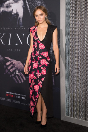 リリー＝ローズ・デップ