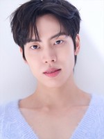 SHOW MUSICAL『ドリームハイ』チン・グク役のドンウ（INFINITE）